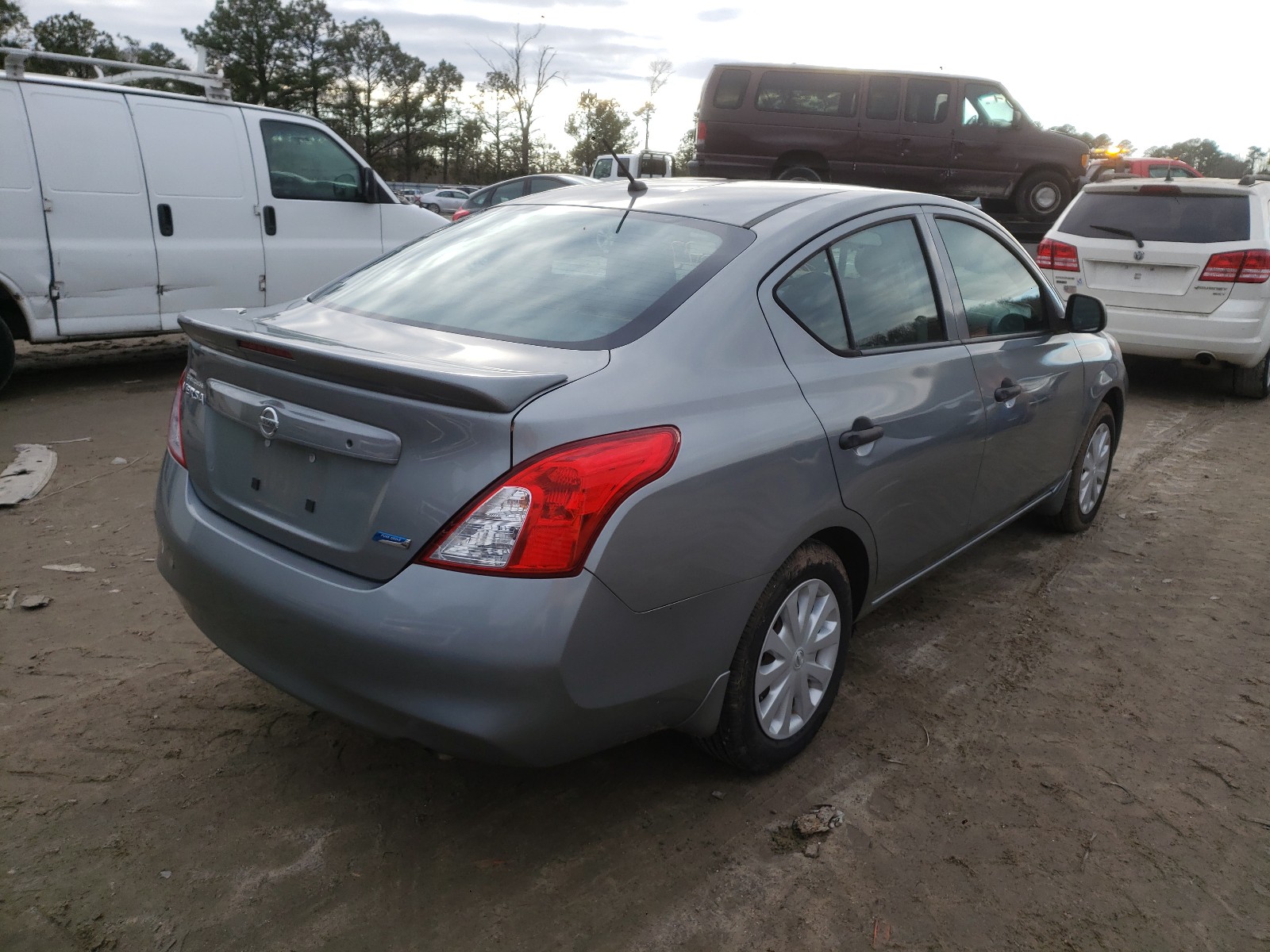 Photo 3 VIN: 3N1CN7AP5EL808876 - NISSAN VERSA S 