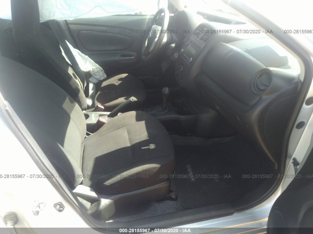 Photo 4 VIN: 3N1CN7AP5FL829566 - NISSAN VERSA 