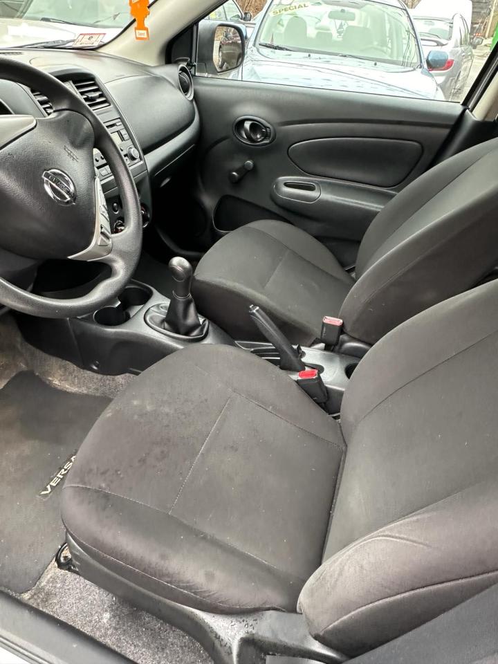 Photo 4 VIN: 3N1CN7AP5FL846853 - NISSAN VERSA 