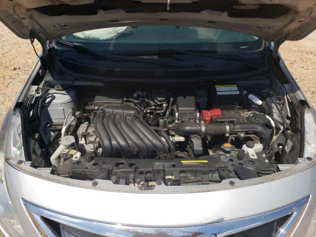 Photo 10 VIN: 3N1CN7AP5FL872501 - NISSAN VERSA S 