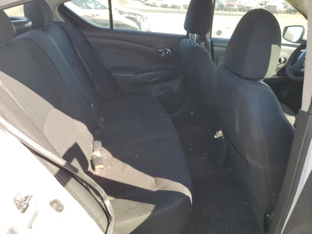 Photo 9 VIN: 3N1CN7AP5FL899357 - NISSAN VERSA S 