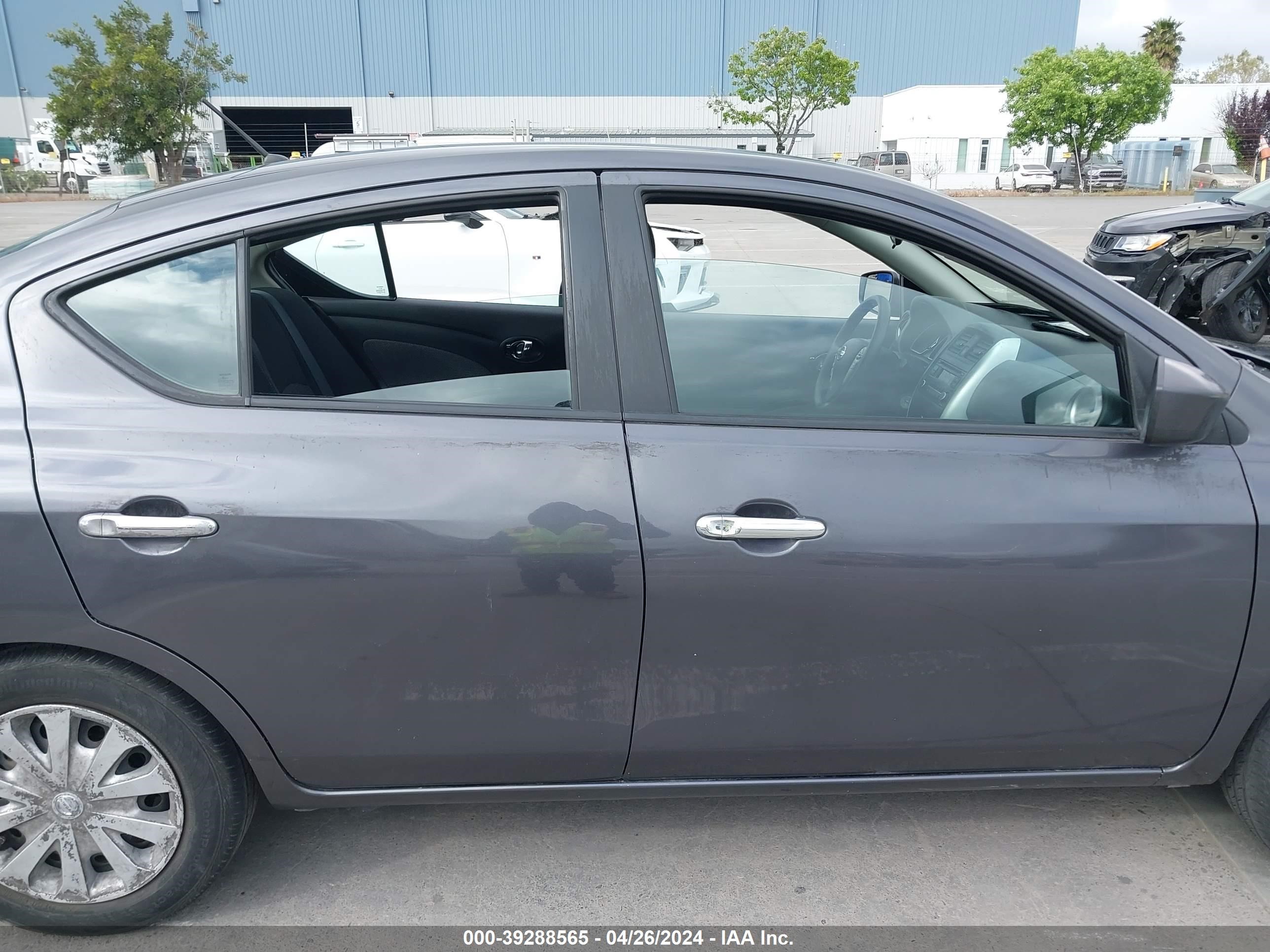 Photo 12 VIN: 3N1CN7AP5FL910678 - NISSAN VERSA 