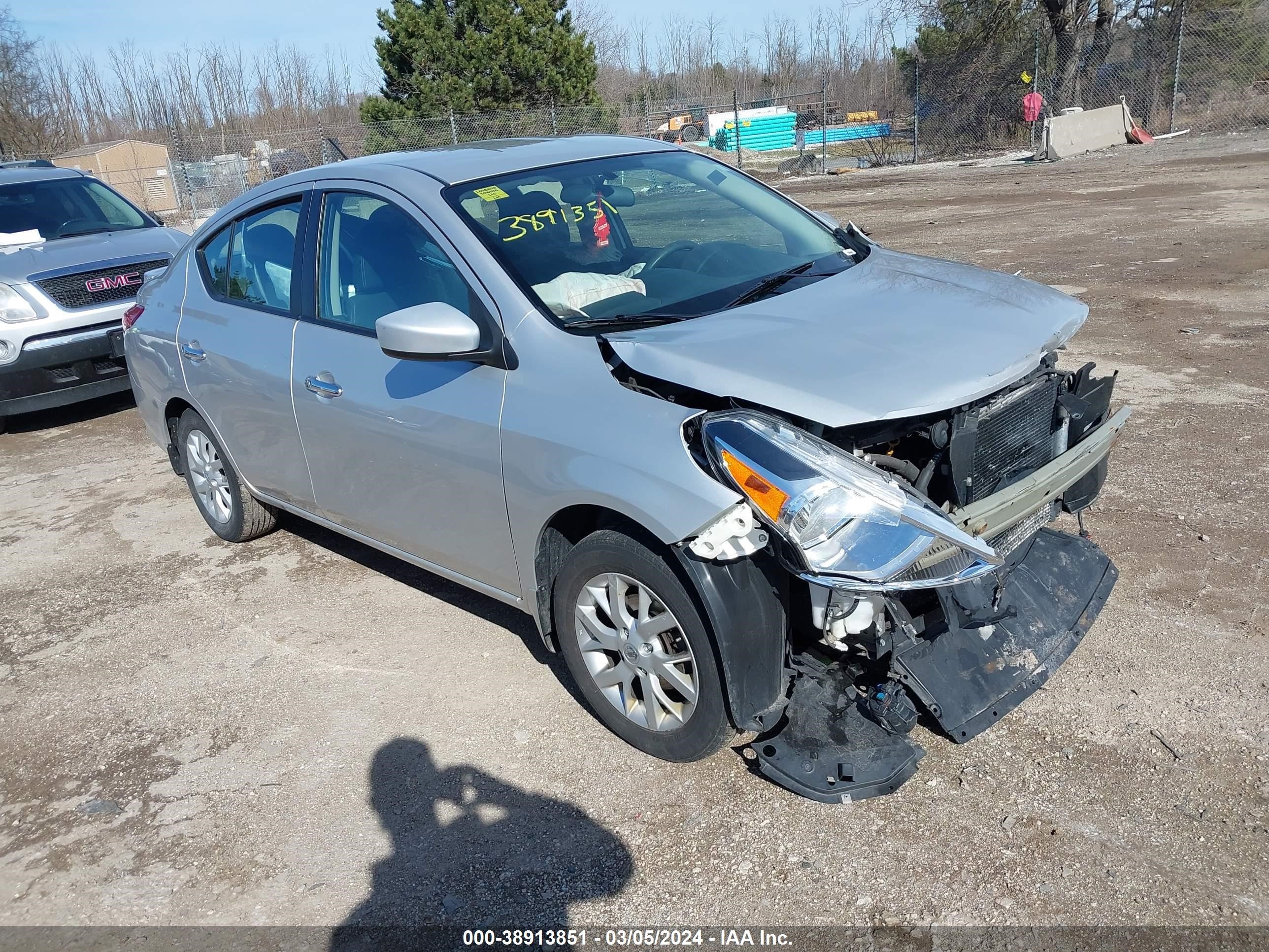 Photo 0 VIN: 3N1CN7AP5FL930235 - NISSAN VERSA 