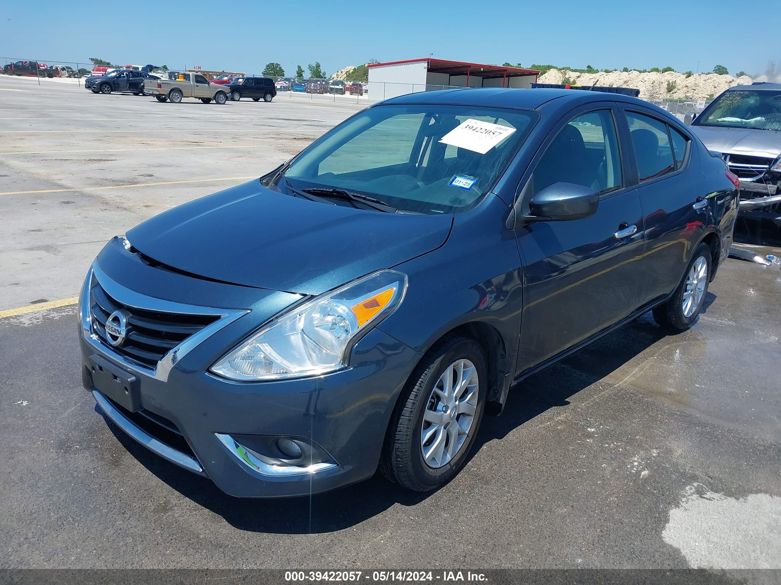 Photo 1 VIN: 3N1CN7AP5FL936035 - NISSAN VERSA 