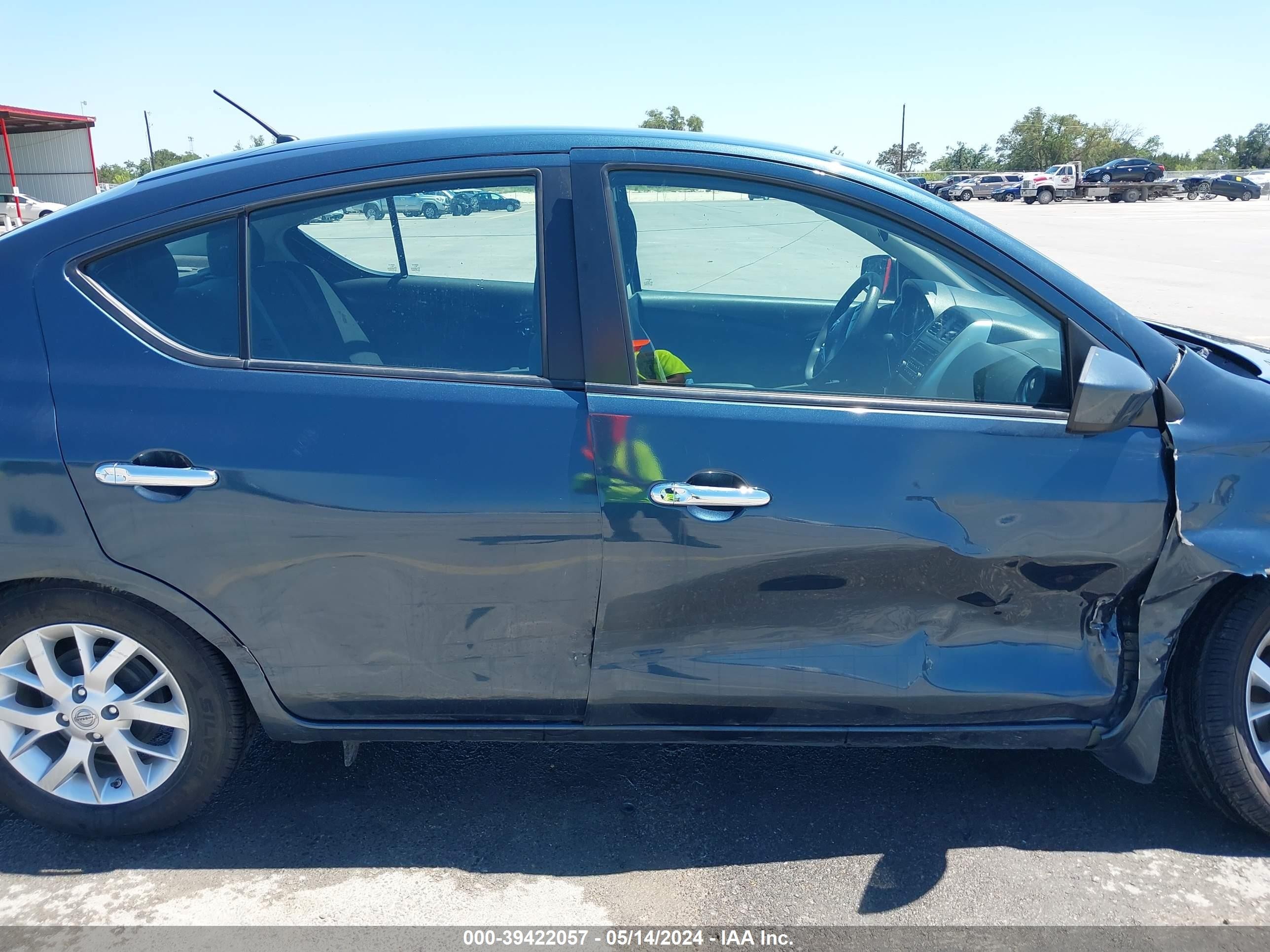 Photo 16 VIN: 3N1CN7AP5FL936035 - NISSAN VERSA 