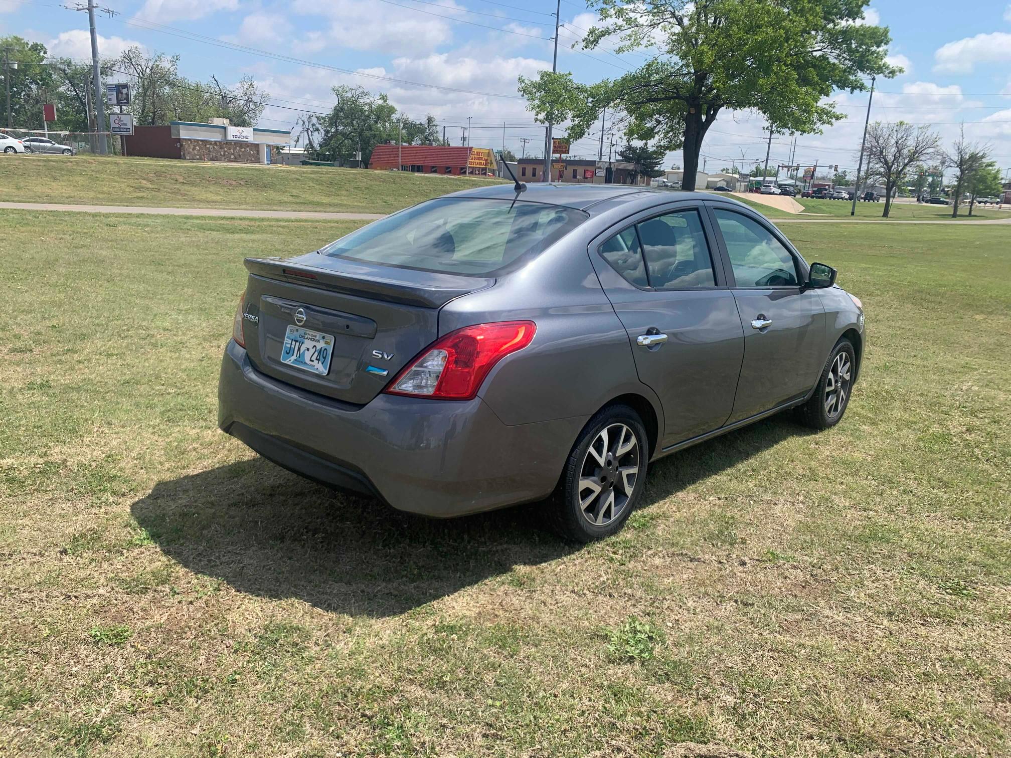 Photo 3 VIN: 3N1CN7AP5GL818858 - NISSAN VERSA S 