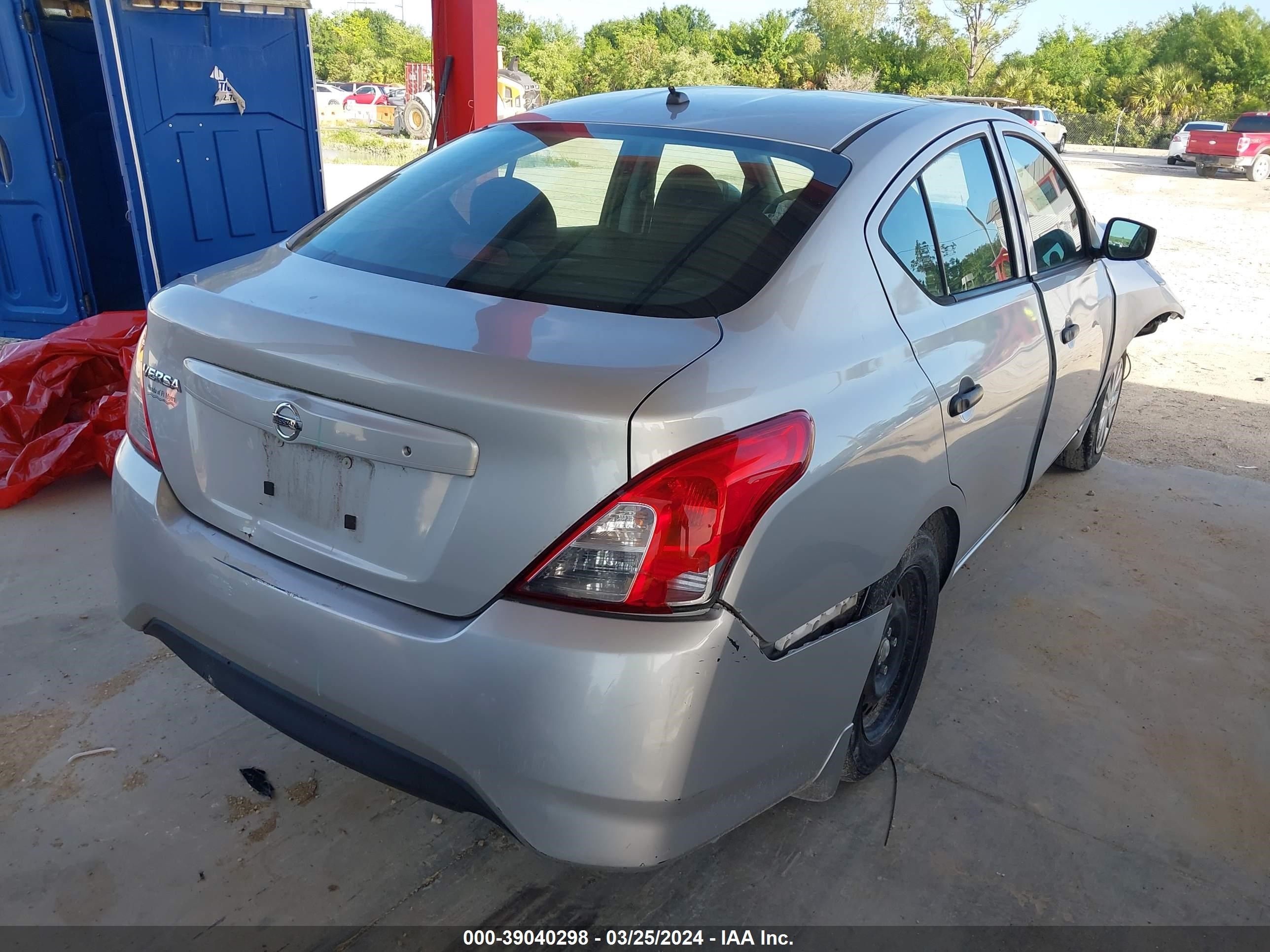 Photo 3 VIN: 3N1CN7AP5GL901044 - NISSAN VERSA 