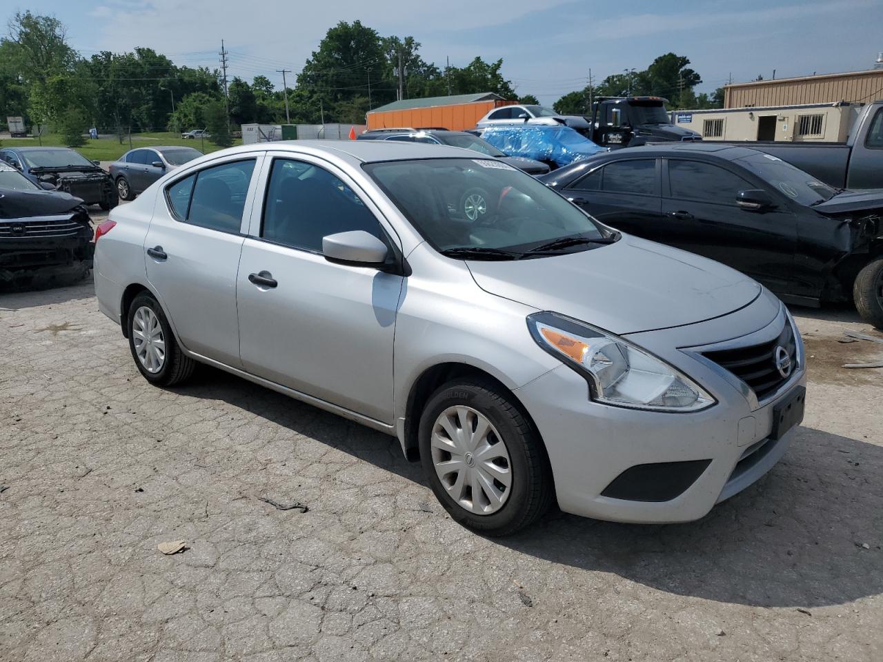 Photo 3 VIN: 3N1CN7AP5GL906910 - NISSAN VERSA 