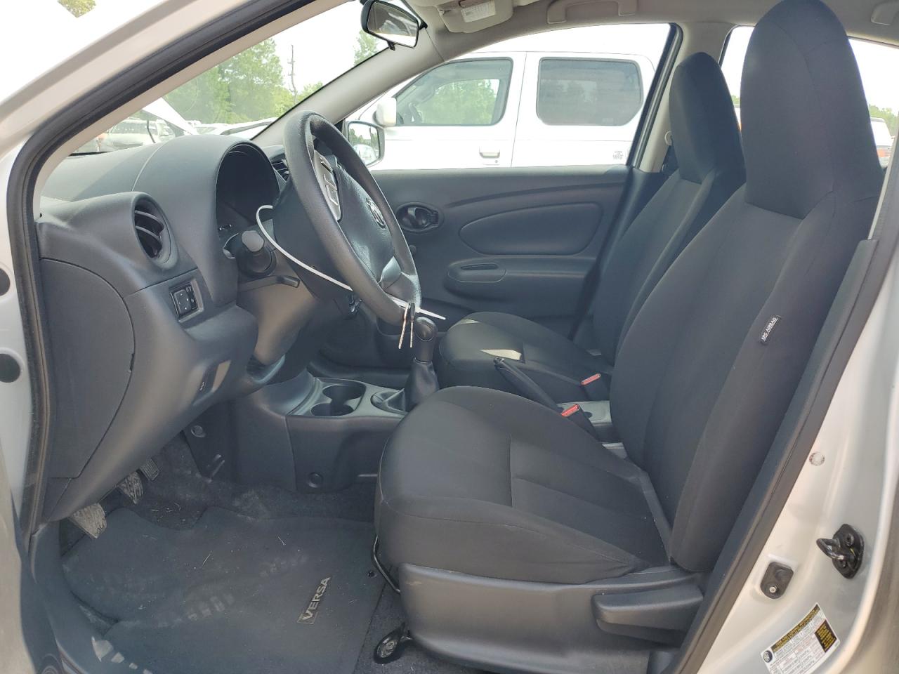 Photo 6 VIN: 3N1CN7AP5GL906910 - NISSAN VERSA 