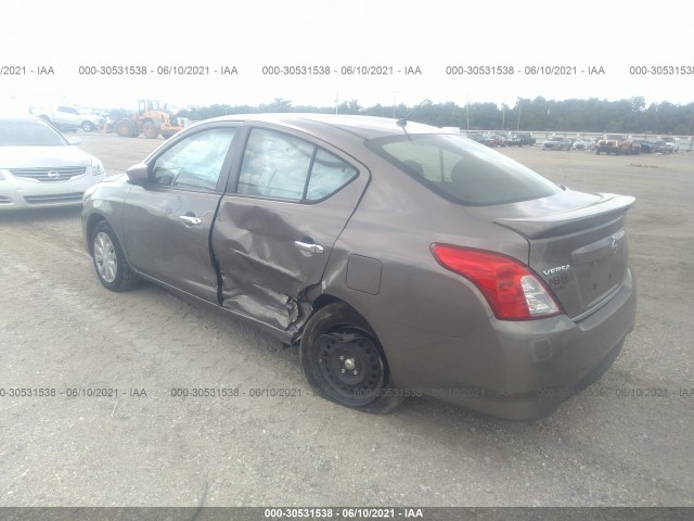 Photo 2 VIN: 3N1CN7AP5GL909886 - NISSAN VERSA 