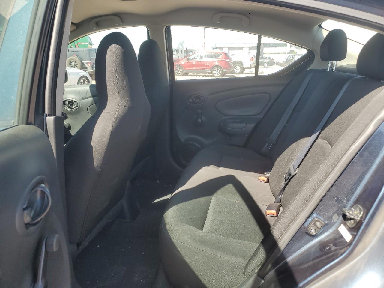 Photo 9 VIN: 3N1CN7AP5GL917132 - NISSAN VERSA 