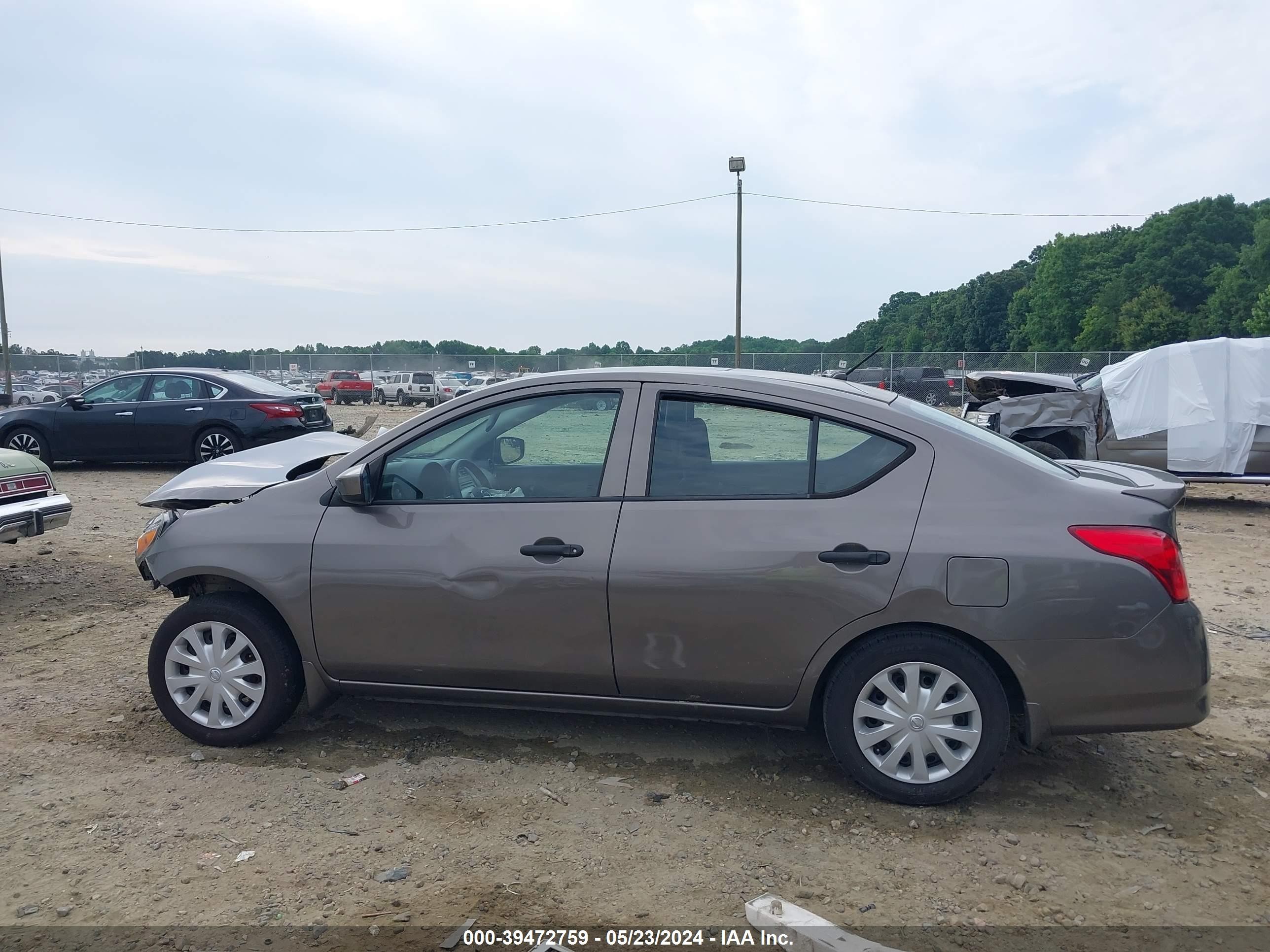 Photo 13 VIN: 3N1CN7AP5HL851912 - NISSAN VERSA 