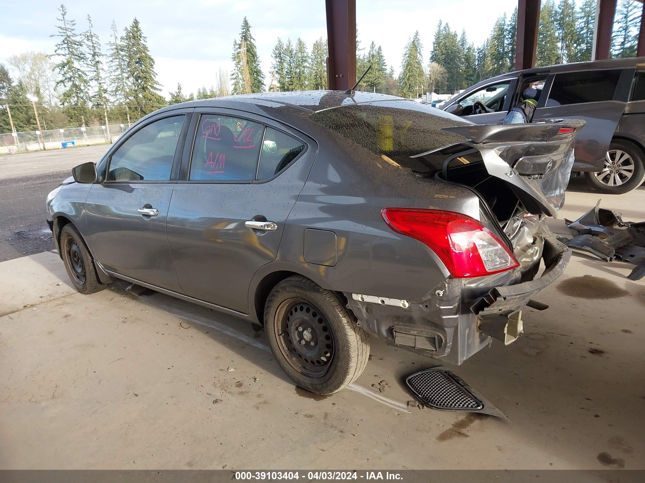 Photo 2 VIN: 3N1CN7AP5HL892704 - NISSAN VERSA 