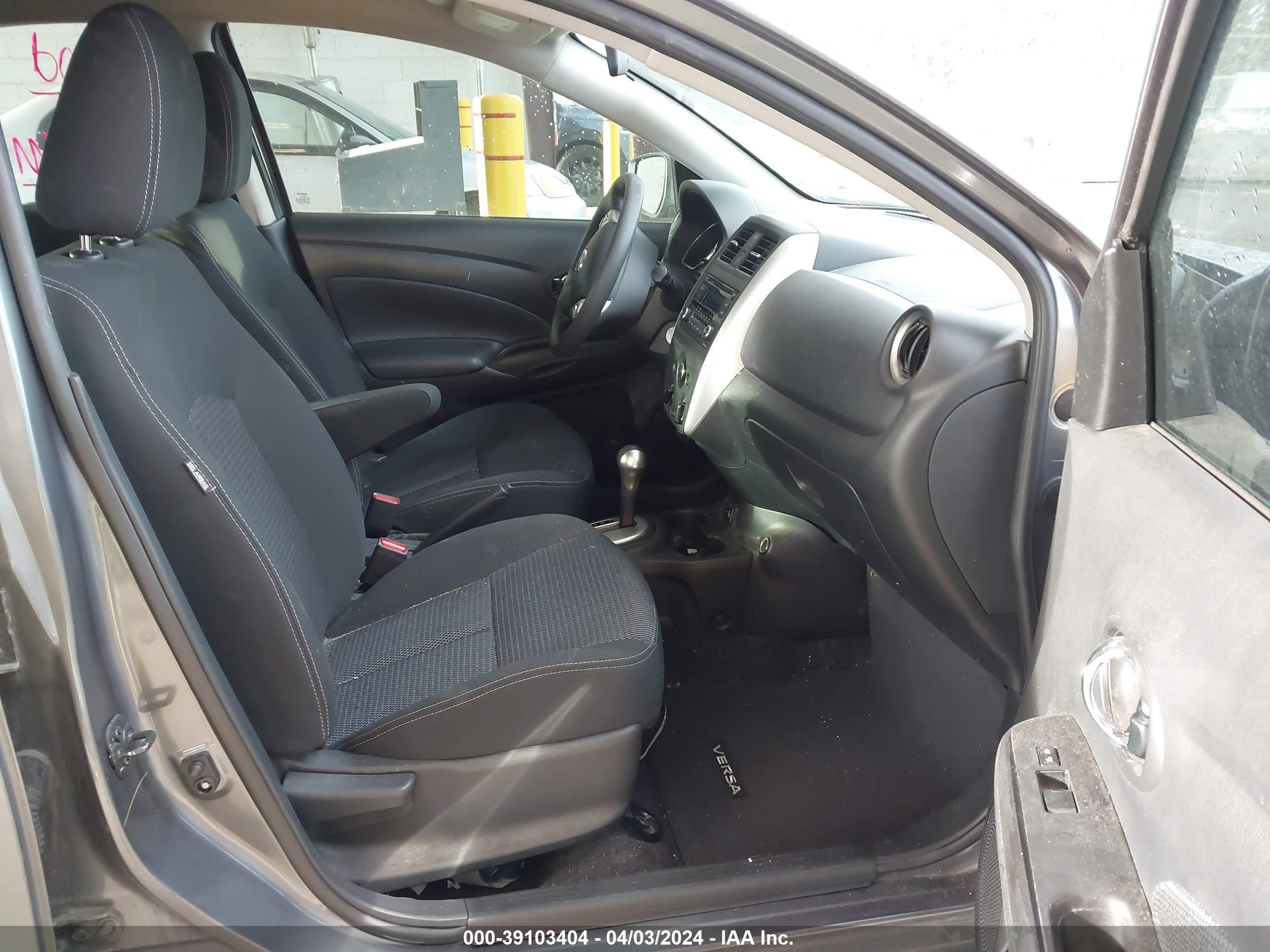 Photo 4 VIN: 3N1CN7AP5HL892704 - NISSAN VERSA 