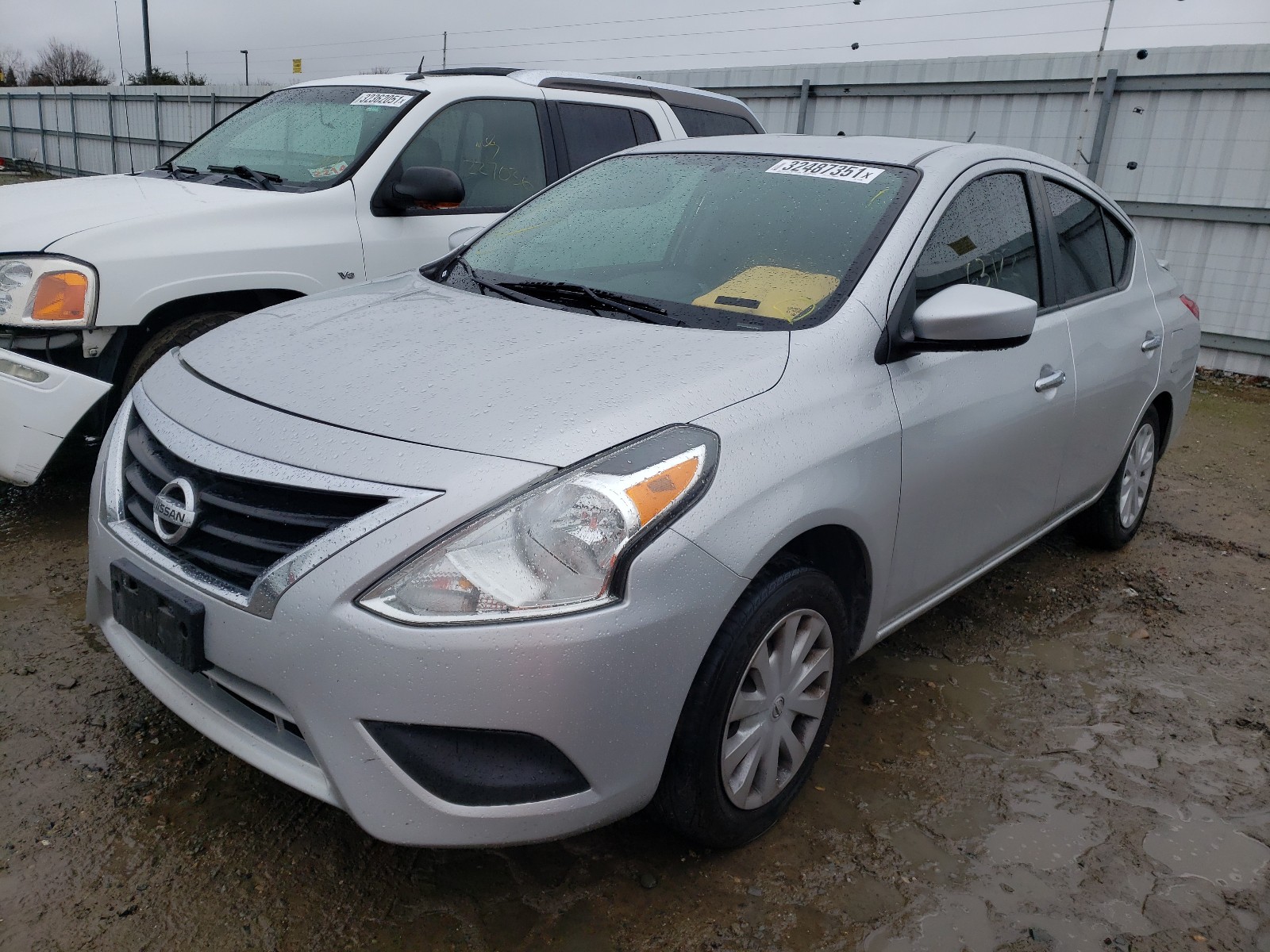 Photo 1 VIN: 3N1CN7AP5JK435788 - NISSAN VERSA S 