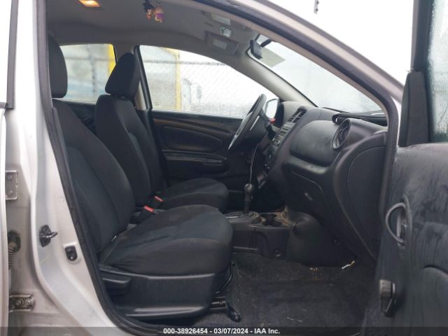 Photo 4 VIN: 3N1CN7AP5JL814624 - NISSAN VERSA 