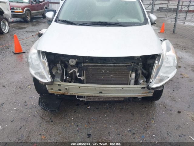 Photo 5 VIN: 3N1CN7AP5JL814624 - NISSAN VERSA 