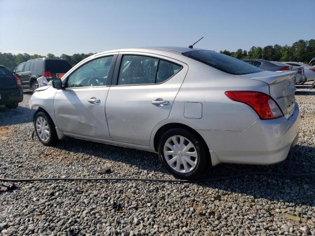 Photo 1 VIN: 3N1CN7AP5JL820620 - NISSAN VERSA SEDA 