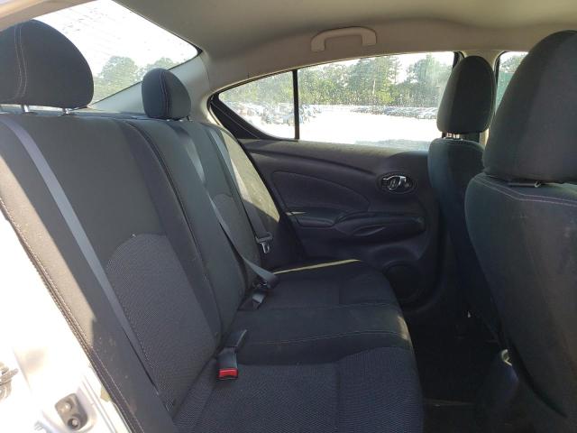 Photo 9 VIN: 3N1CN7AP5JL820620 - NISSAN VERSA SEDA 