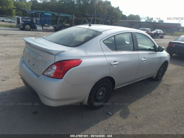 Photo 3 VIN: 3N1CN7AP5JL832900 - NISSAN VERSA SEDAN 