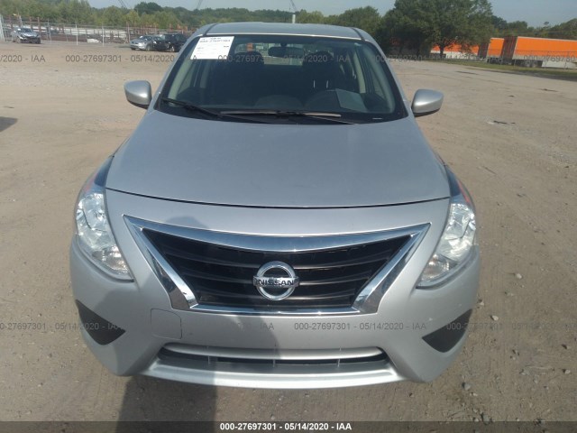 Photo 5 VIN: 3N1CN7AP5JL832900 - NISSAN VERSA SEDAN 