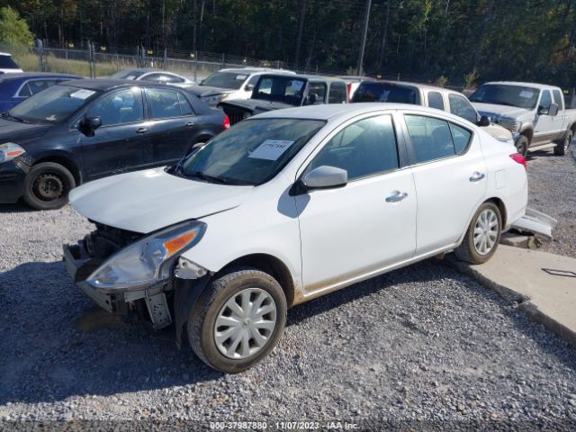 Photo 1 VIN: 3N1CN7AP5JL843220 - NISSAN VERSA 