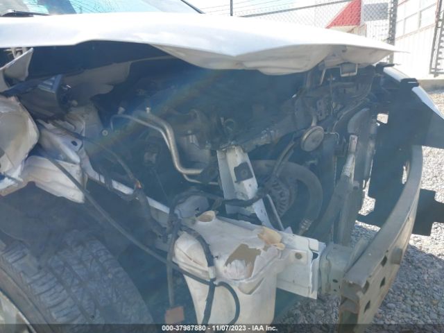 Photo 9 VIN: 3N1CN7AP5JL843220 - NISSAN VERSA 