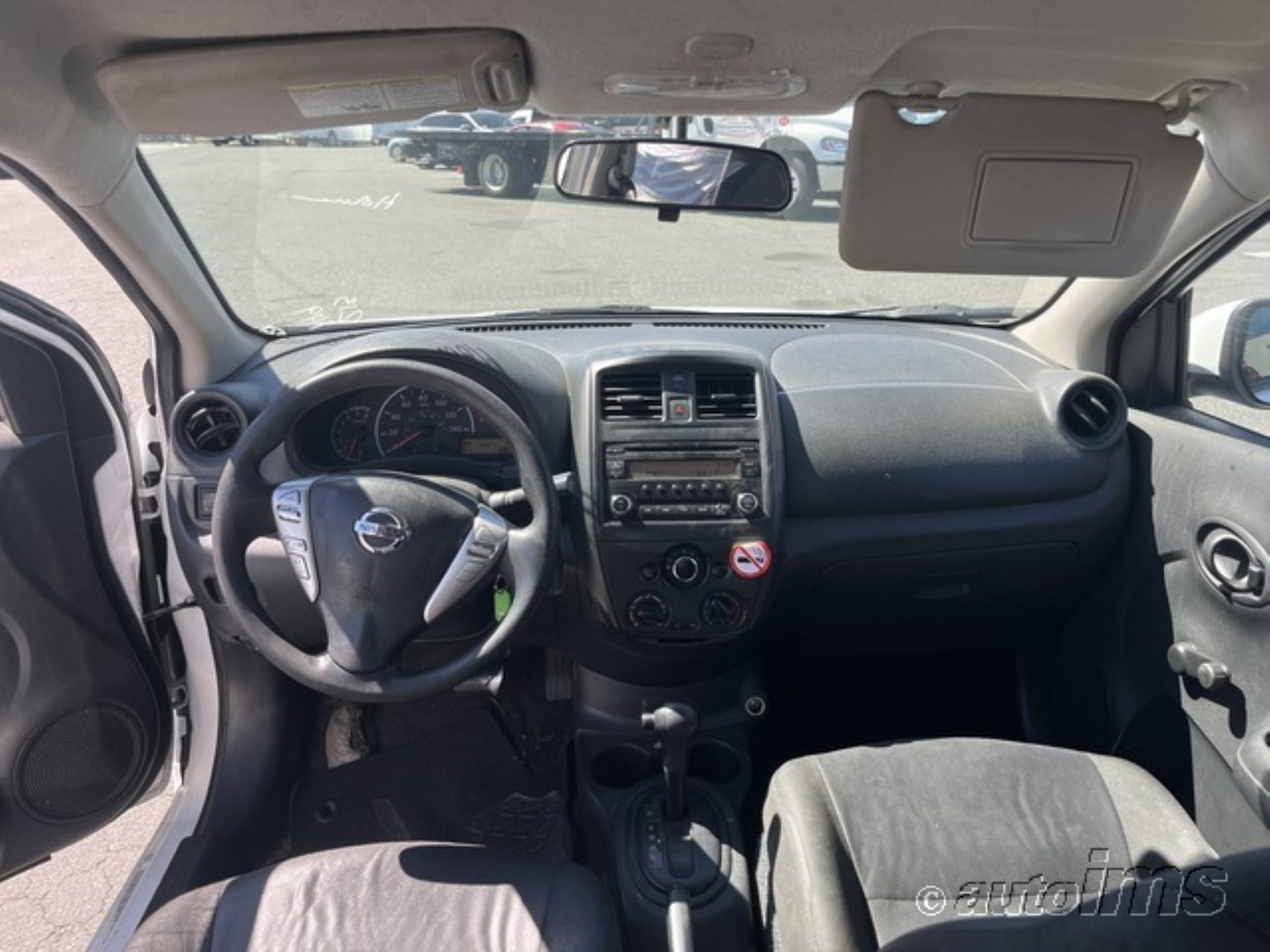 Photo 17 VIN: 3N1CN7AP5JL865038 - NISSAN VERSA 