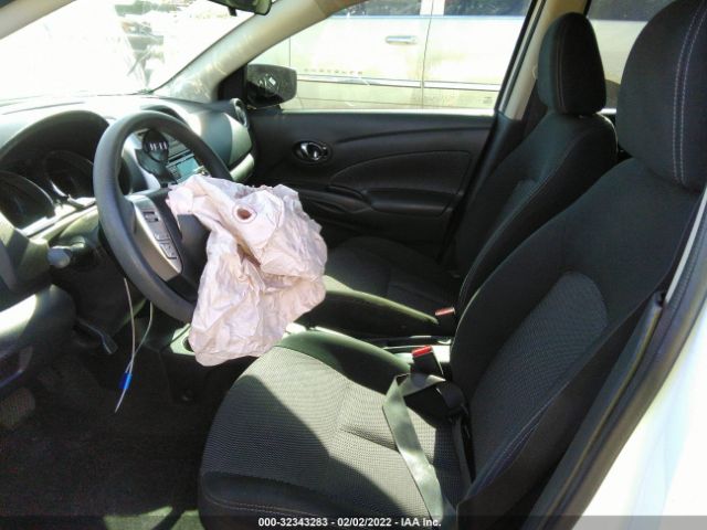 Photo 4 VIN: 3N1CN7AP5JL874399 - NISSAN VERSA SEDAN 