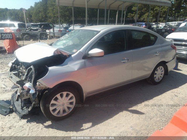 Photo 1 VIN: 3N1CN7AP5JL875987 - NISSAN VERSA SEDAN 