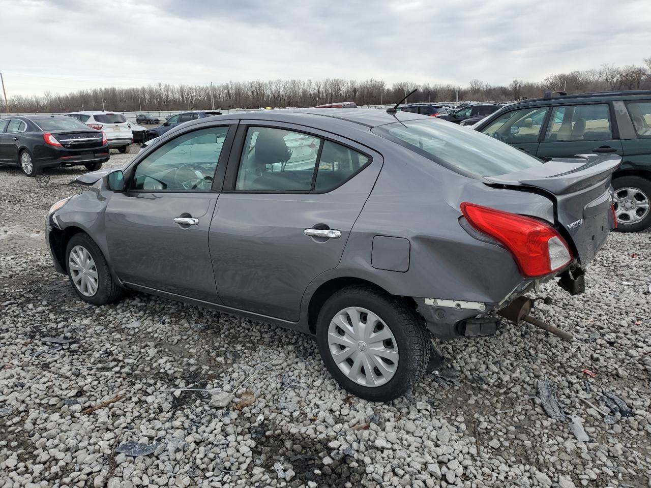 Photo 1 VIN: 3N1CN7AP5JL885760 - NISSAN VERSA 