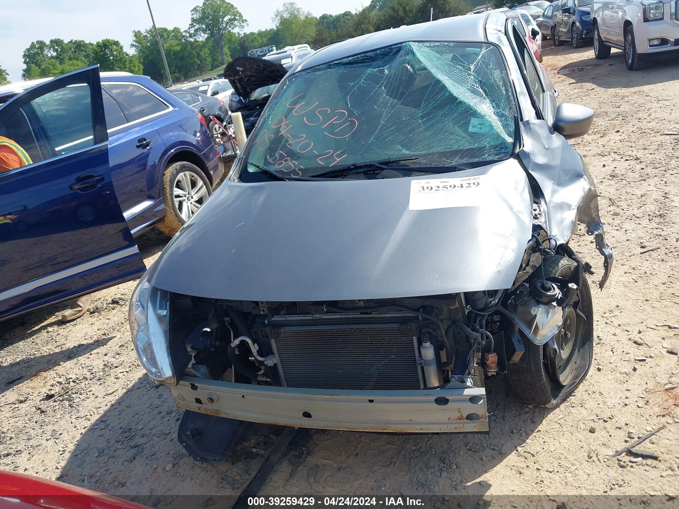 Photo 12 VIN: 3N1CN7AP5JL885855 - NISSAN VERSA 