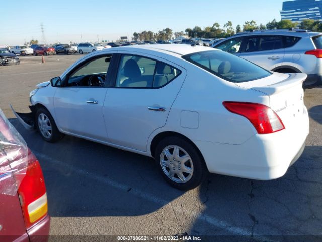 Photo 2 VIN: 3N1CN7AP5JL886505 - NISSAN VERSA 