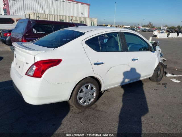 Photo 3 VIN: 3N1CN7AP5JL886505 - NISSAN VERSA 