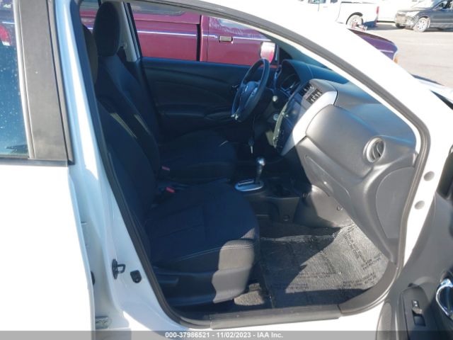 Photo 4 VIN: 3N1CN7AP5JL886505 - NISSAN VERSA 