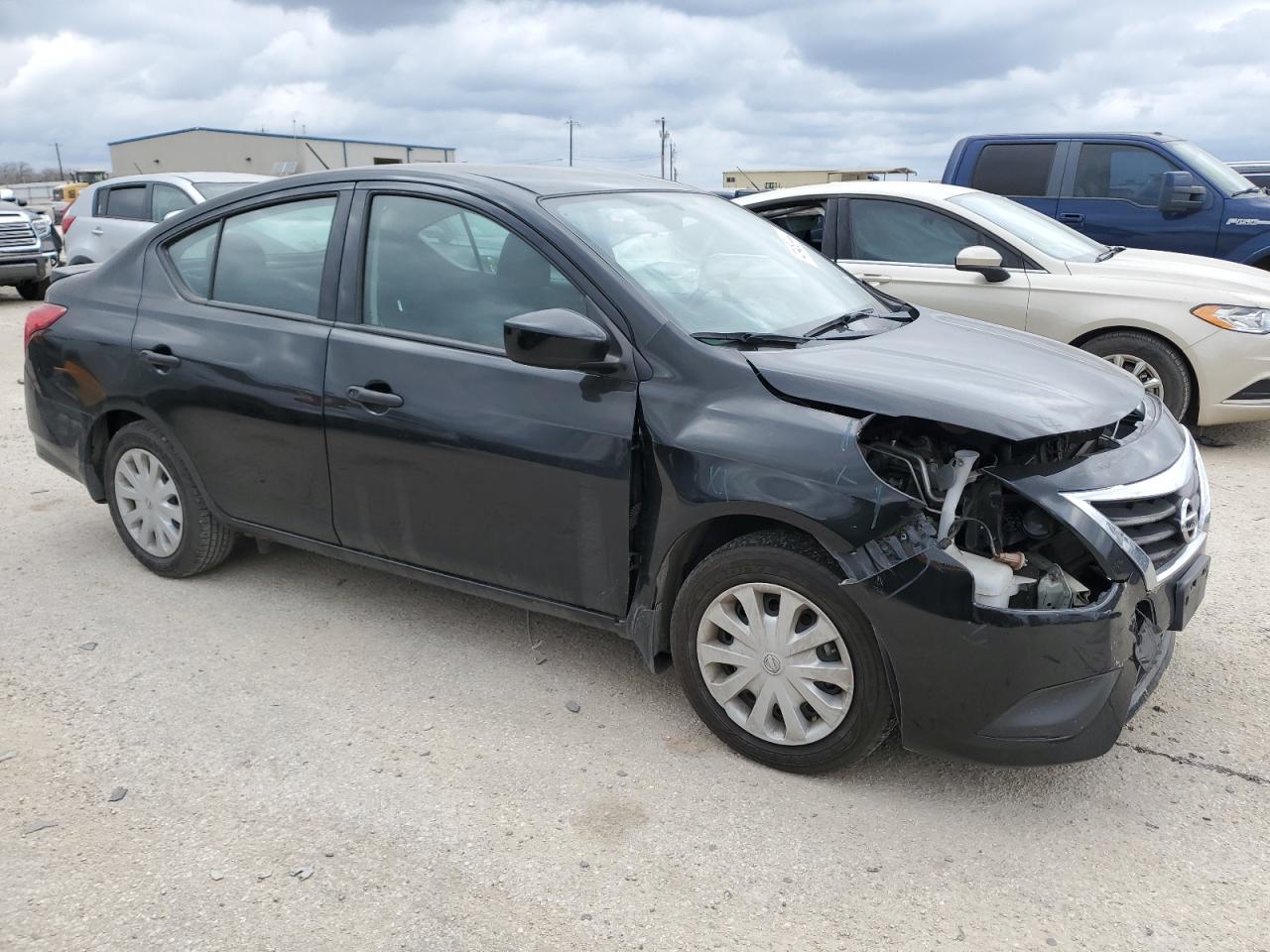 Photo 3 VIN: 3N1CN7AP5JL888223 - NISSAN VERSA 