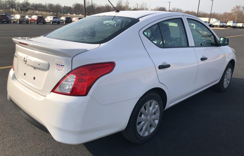 Photo 3 VIN: 3N1CN7AP5KL801857 - NISSAN VERSA S 