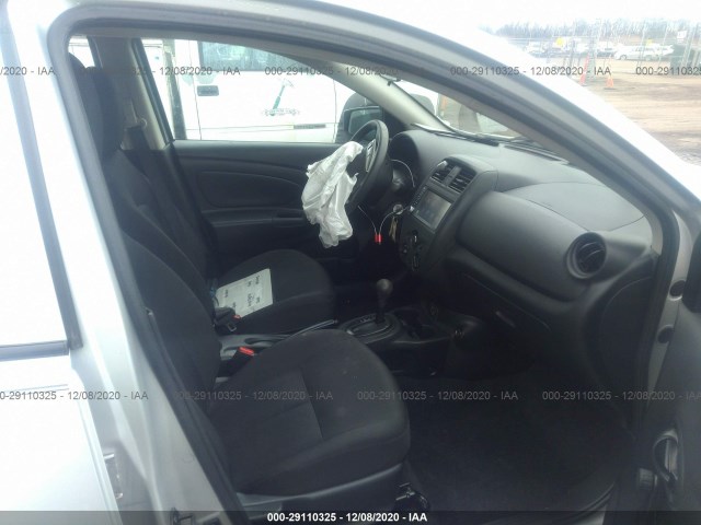 Photo 4 VIN: 3N1CN7AP5KL805455 - NISSAN VERSA SEDAN 