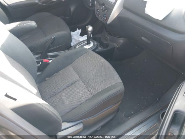 Photo 4 VIN: 3N1CN7AP5KL820375 - NISSAN VERSA 