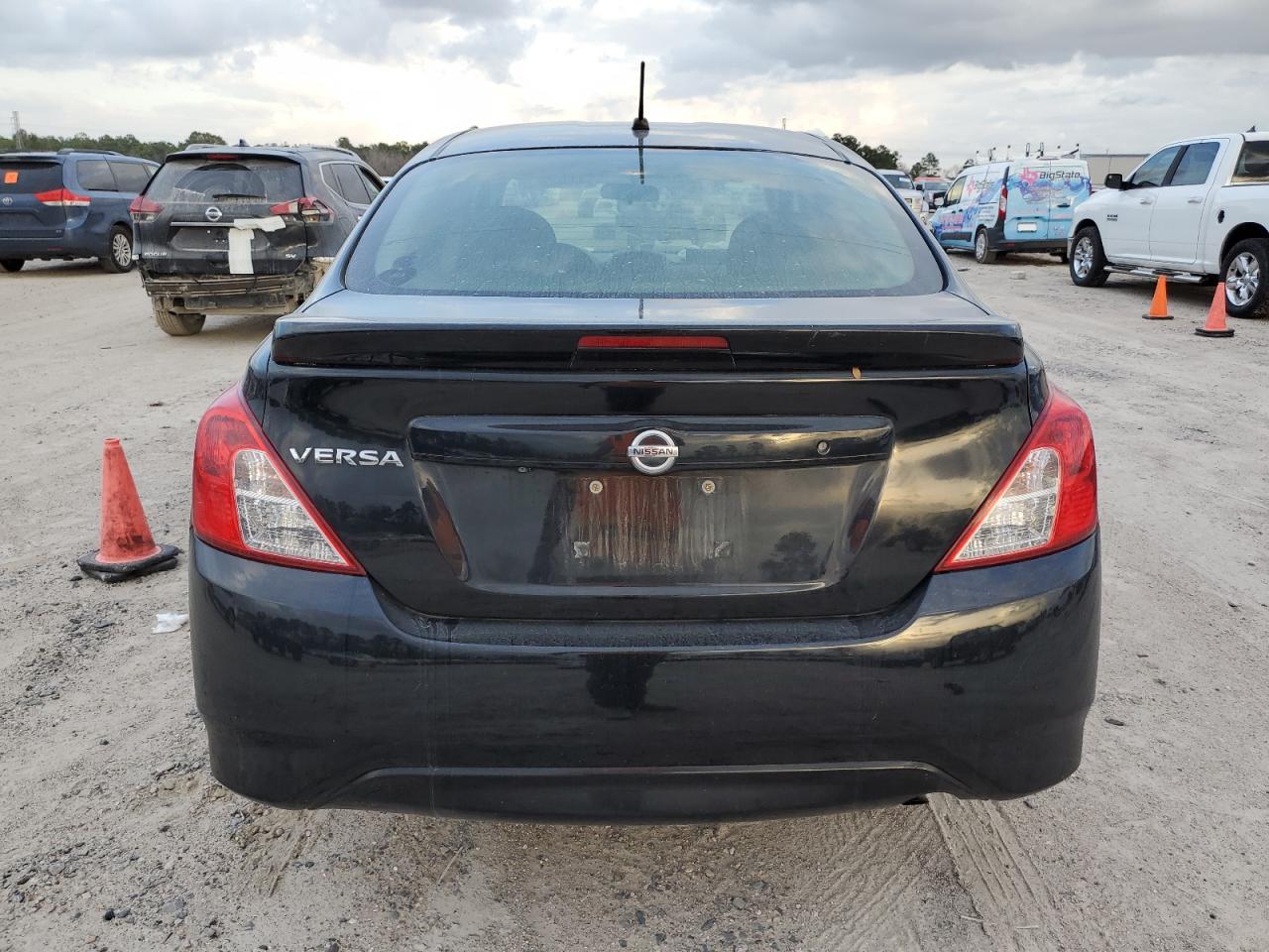 Photo 5 VIN: 3N1CN7AP5KL822045 - NISSAN VERSA 