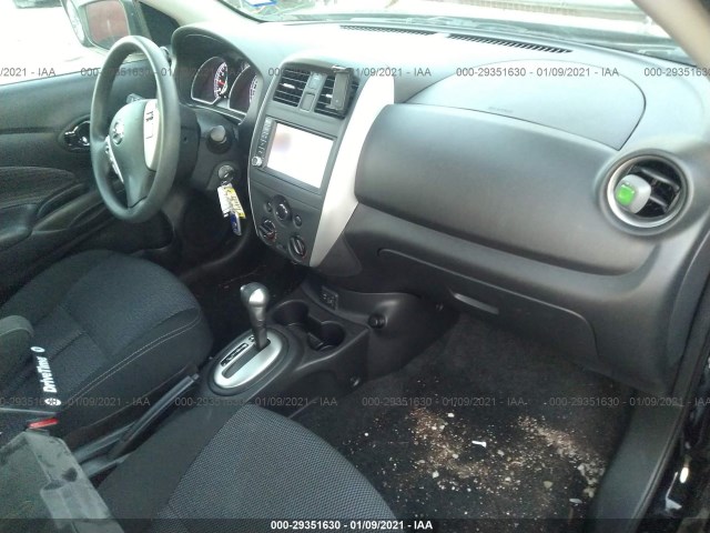 Photo 4 VIN: 3N1CN7AP5KL836902 - NISSAN VERSA SEDAN 