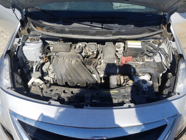 Photo 6 VIN: 3N1CN7AP5KL840156 - NISSAN VERSA S 