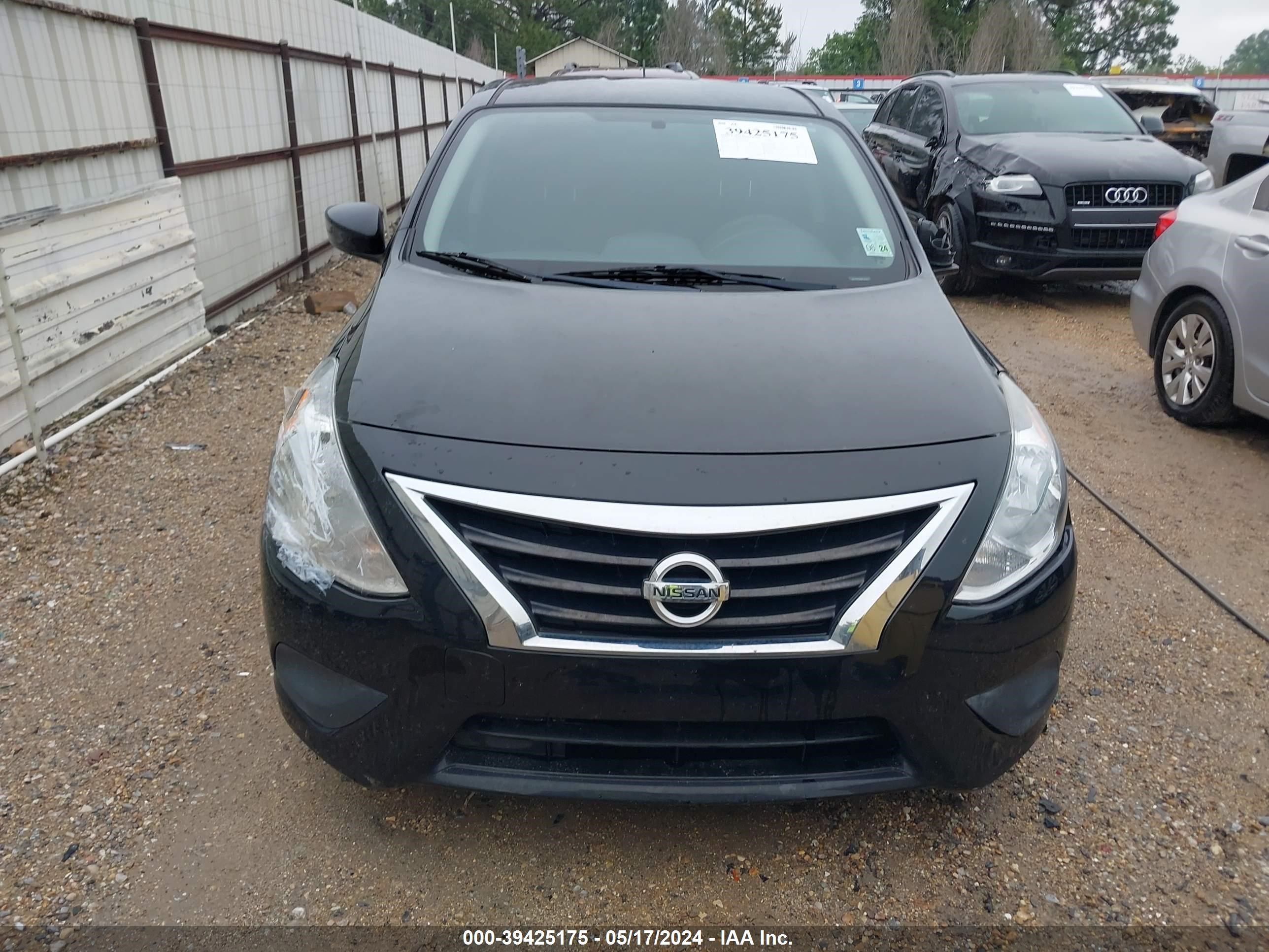 Photo 11 VIN: 3N1CN7AP5KL842814 - NISSAN VERSA 