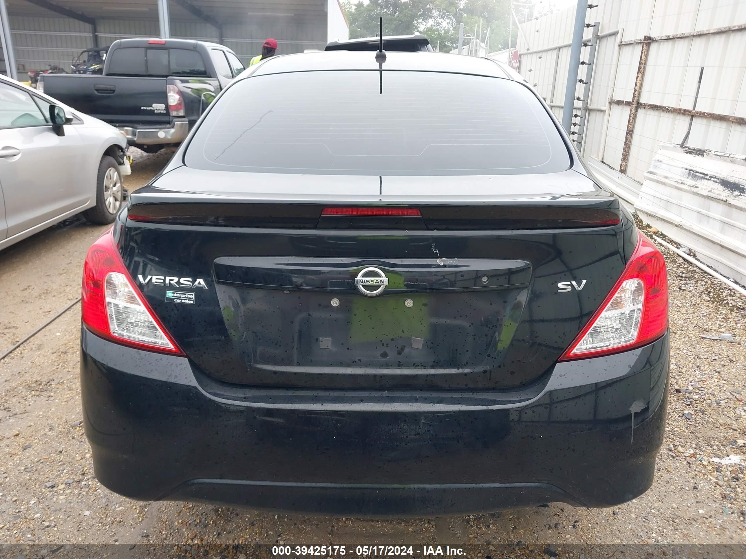 Photo 15 VIN: 3N1CN7AP5KL842814 - NISSAN VERSA 