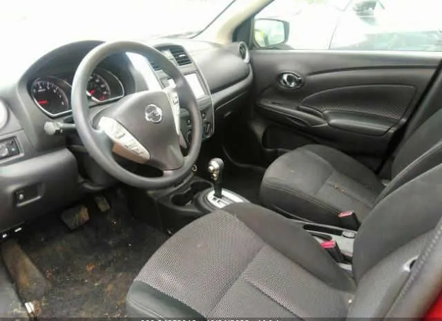 Photo 4 VIN: 3N1CN7AP5KL847074 - NISSAN VERSA SEDAN 