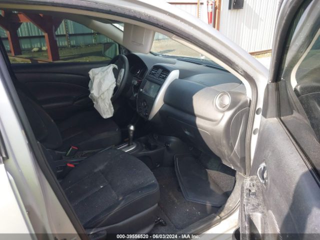 Photo 4 VIN: 3N1CN7AP5KL856969 - NISSAN VERSA 