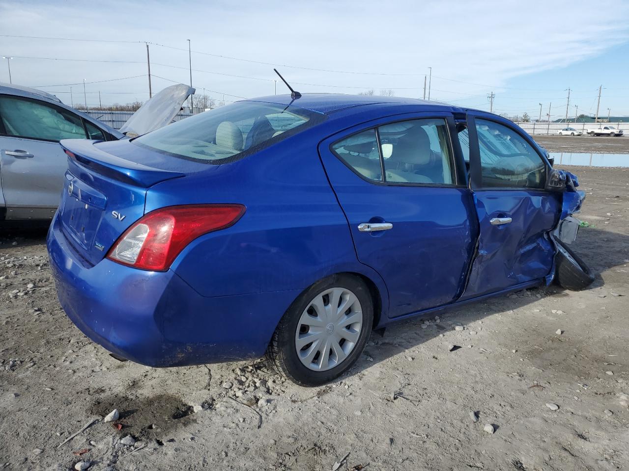 Photo 2 VIN: 3N1CN7AP6DL862671 - NISSAN VERSA 