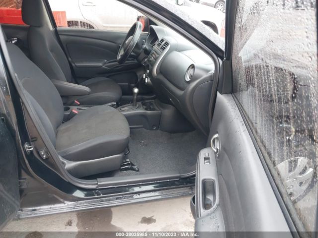 Photo 4 VIN: 3N1CN7AP6DL880104 - NISSAN VERSA 