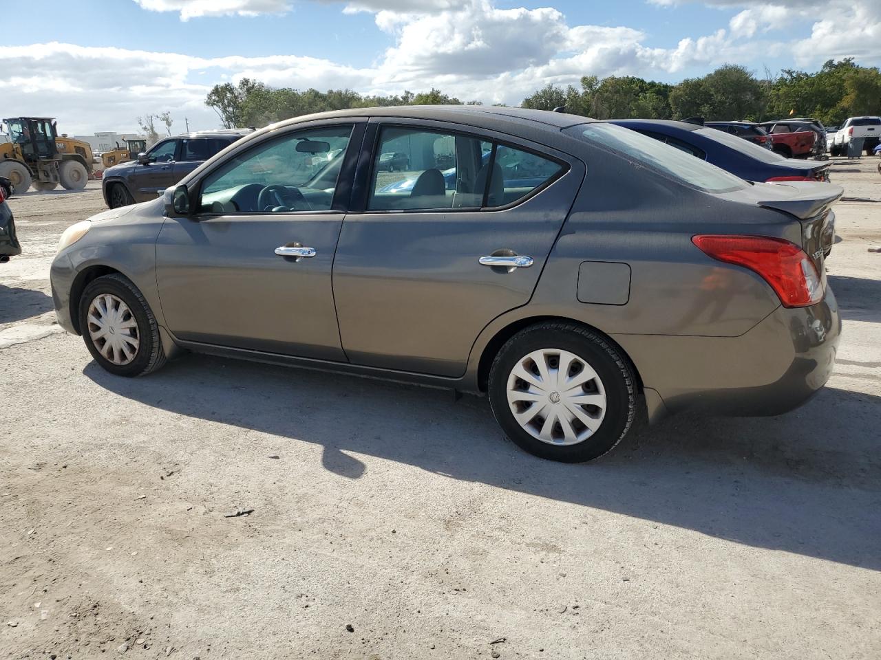 Photo 1 VIN: 3N1CN7AP6EK443419 - NISSAN VERSA 