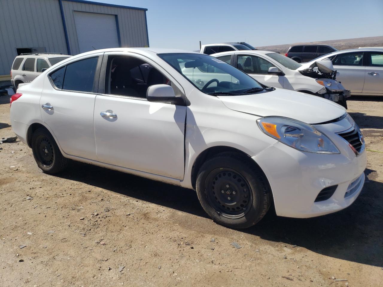 Photo 3 VIN: 3N1CN7AP6EK453433 - NISSAN VERSA 